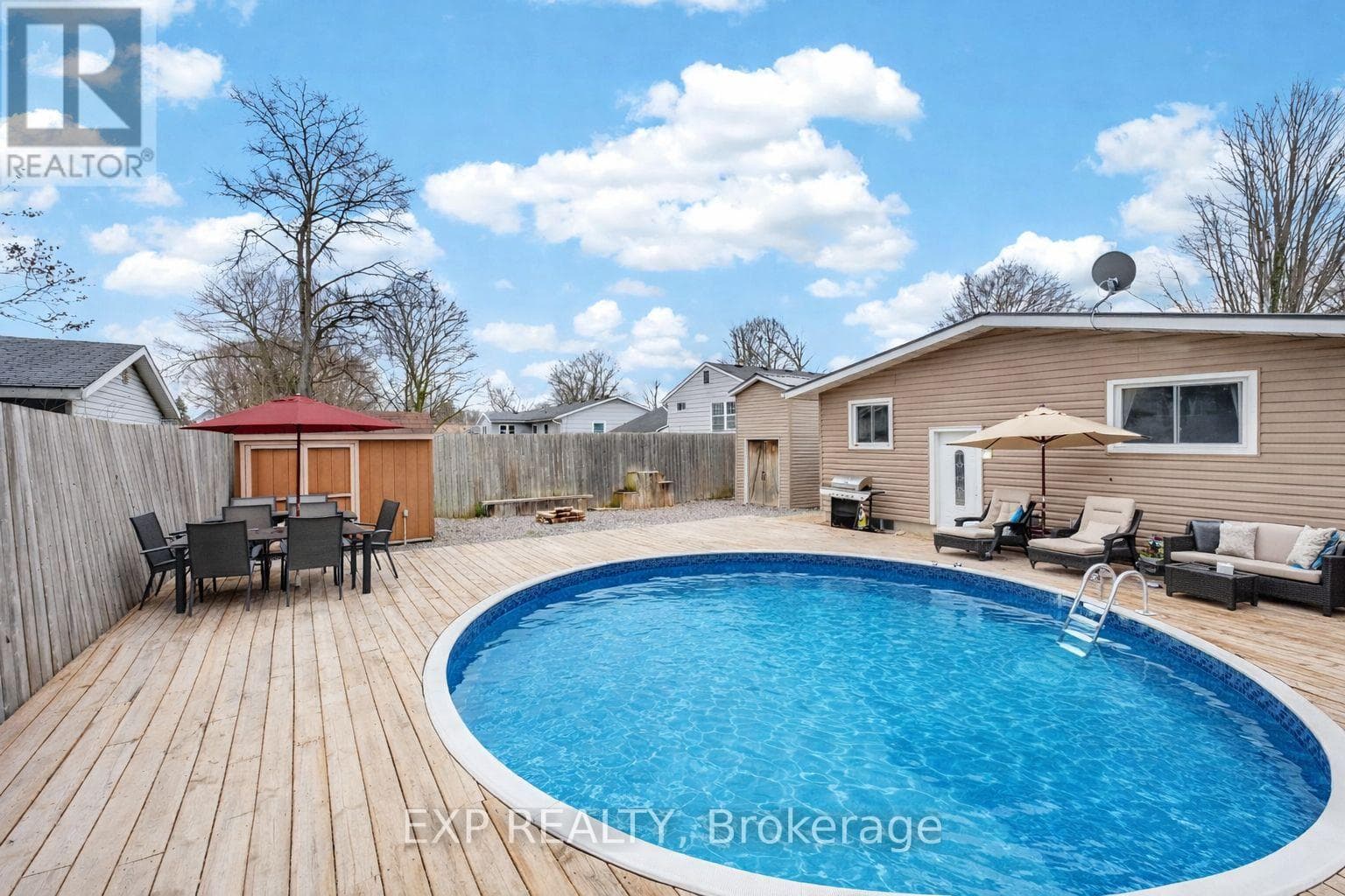25 MCQUADE DRIVE photo 2