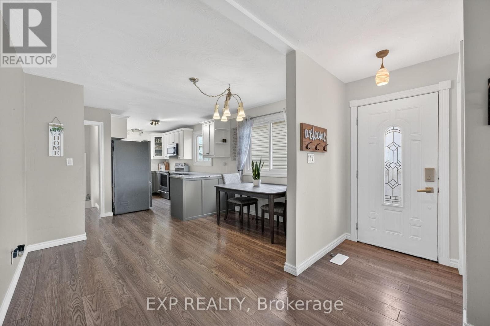 25 MCQUADE DRIVE photo 3