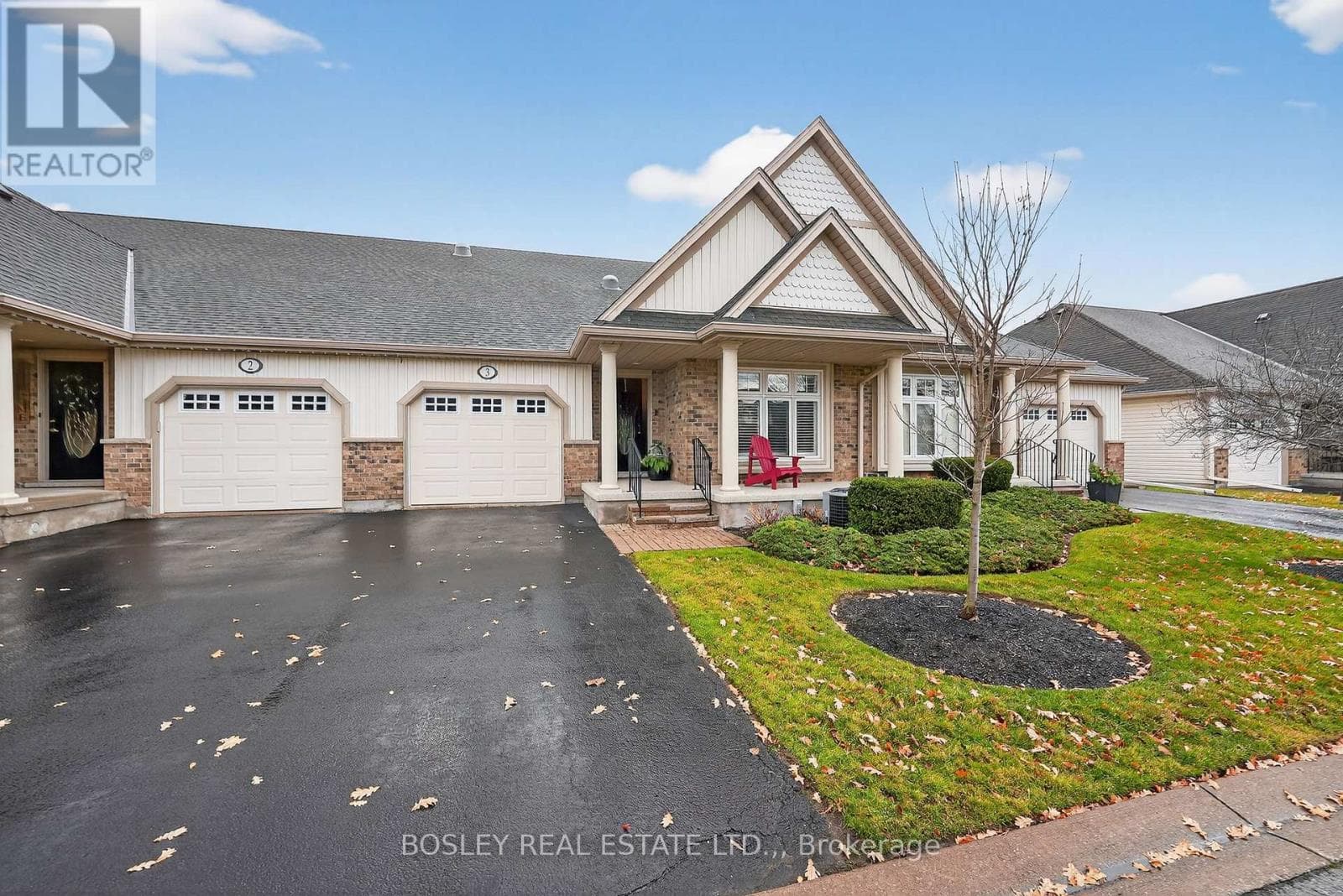 3 bed 3 bath single family at 3 - 21 LORETTA DRIVE W — $769,900