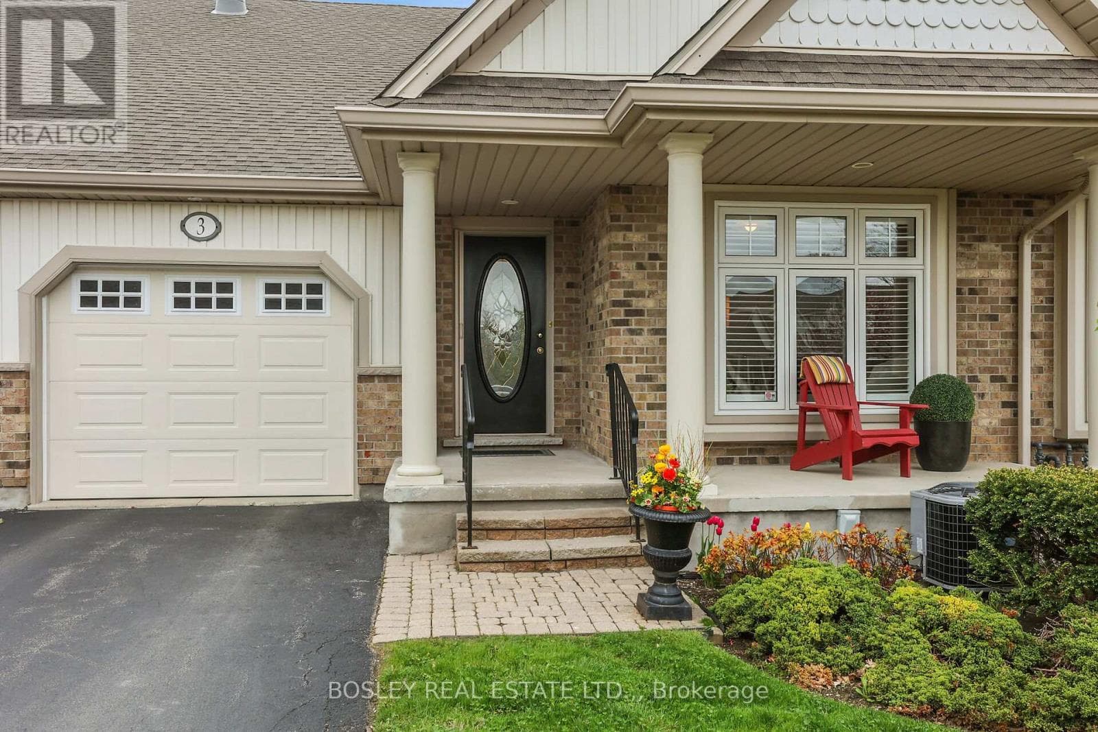 3 - 21 LORETTA DRIVE W photo 2
