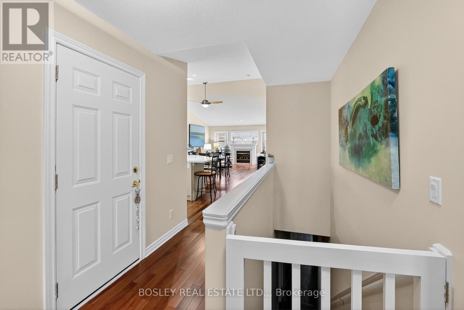 3 - 21 LORETTA DRIVE W photo 4