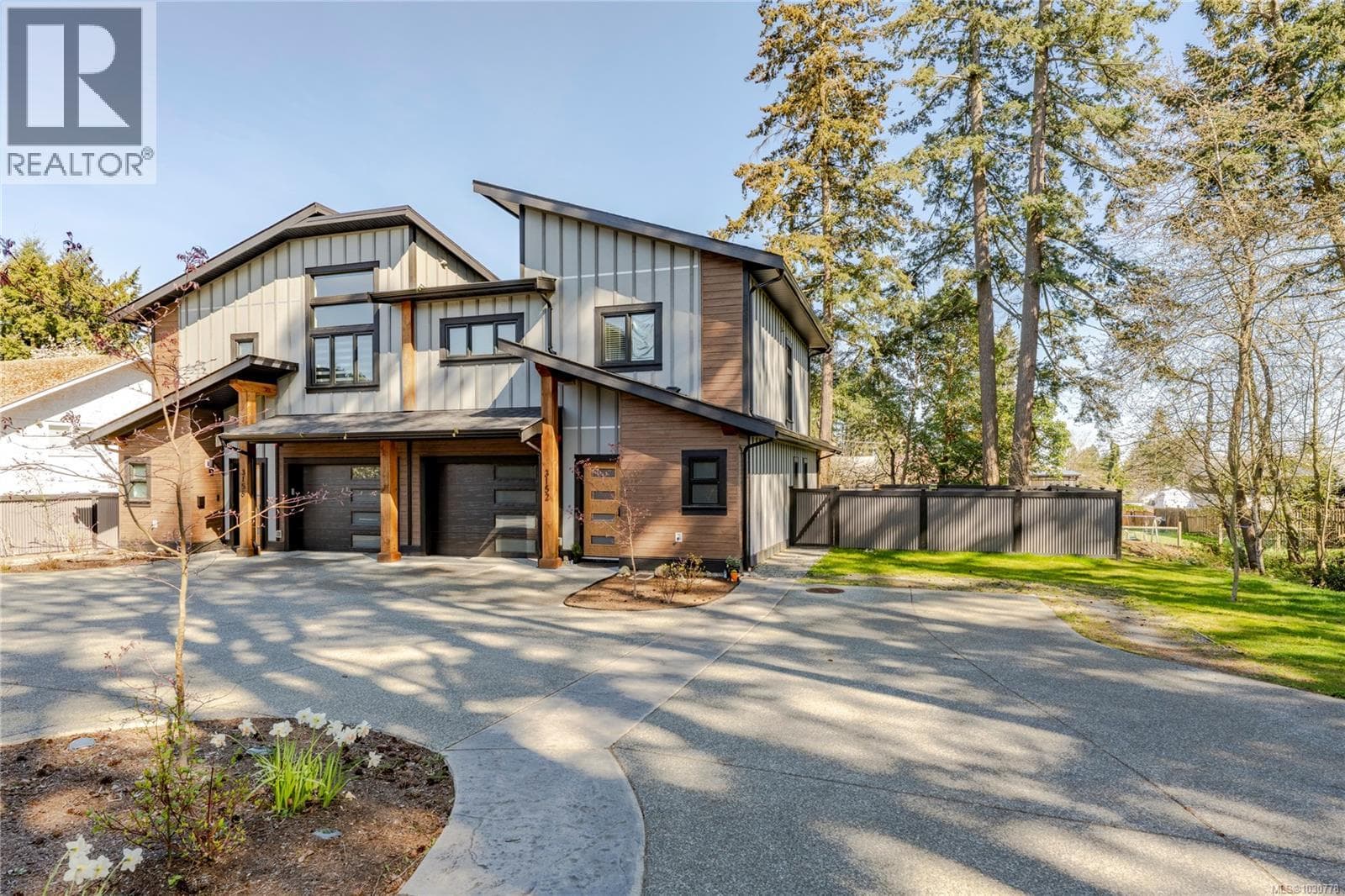 3 bed 3 bath single family at 3152 Mexicana Rd — $779,900