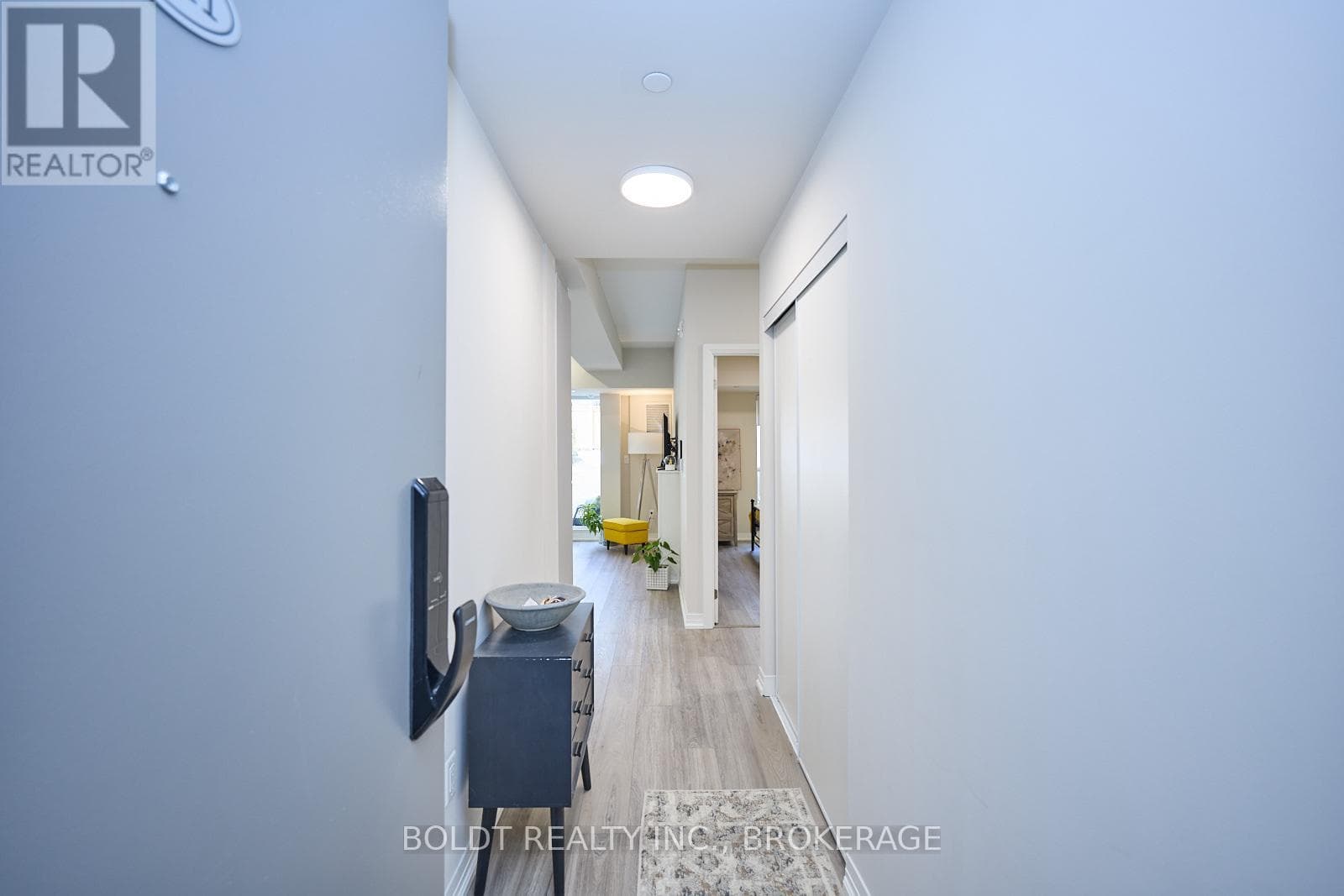 GL 11 - 50 HERRICK AVENUE photo 4