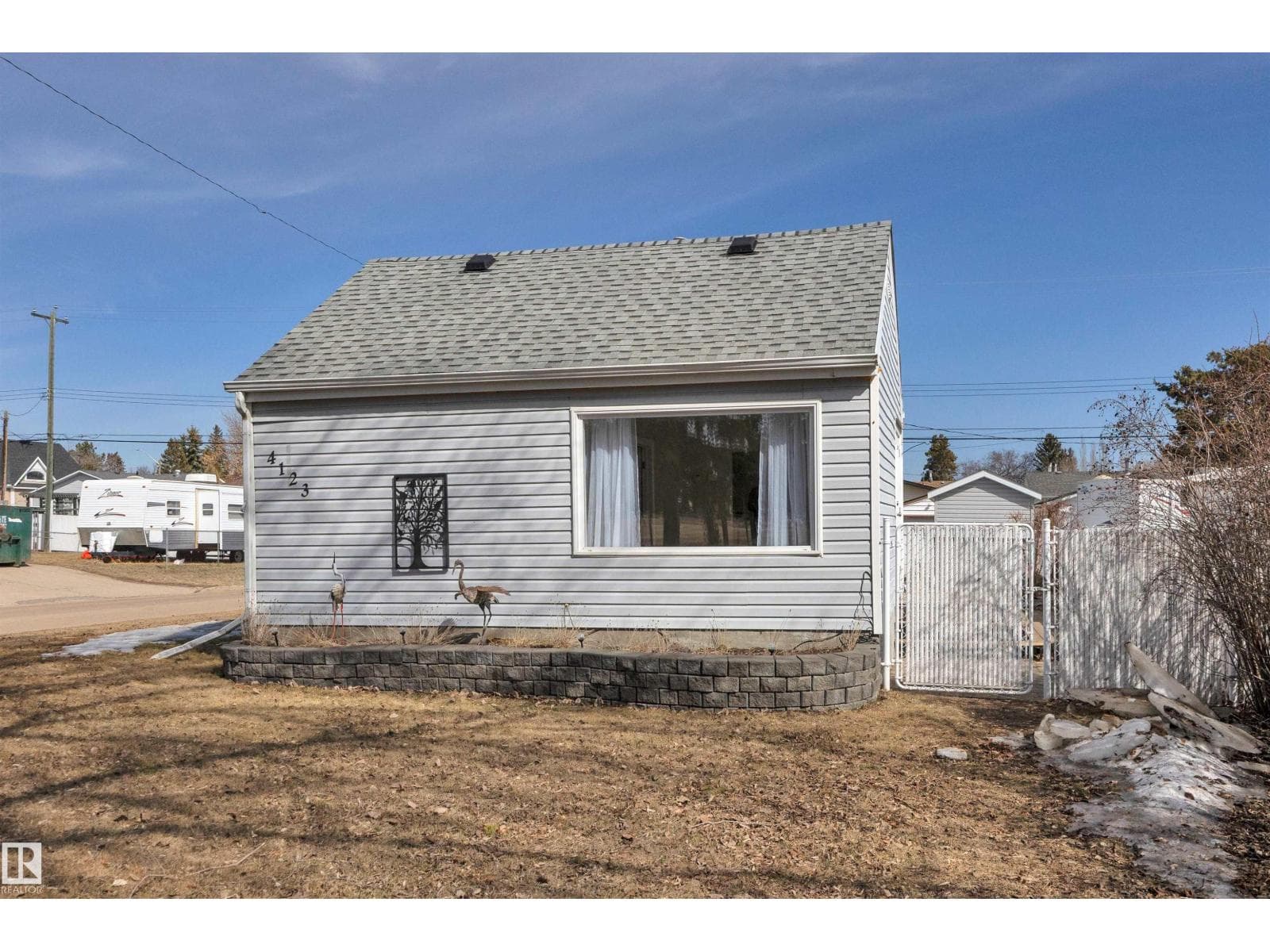 4123 53A ST photo 2