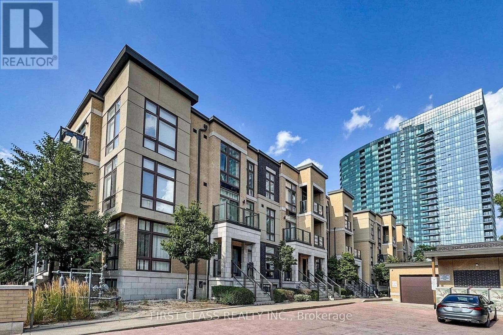 1 bed 2 bath single family at 79 - 23 ELDORA AVENUE — $499,000