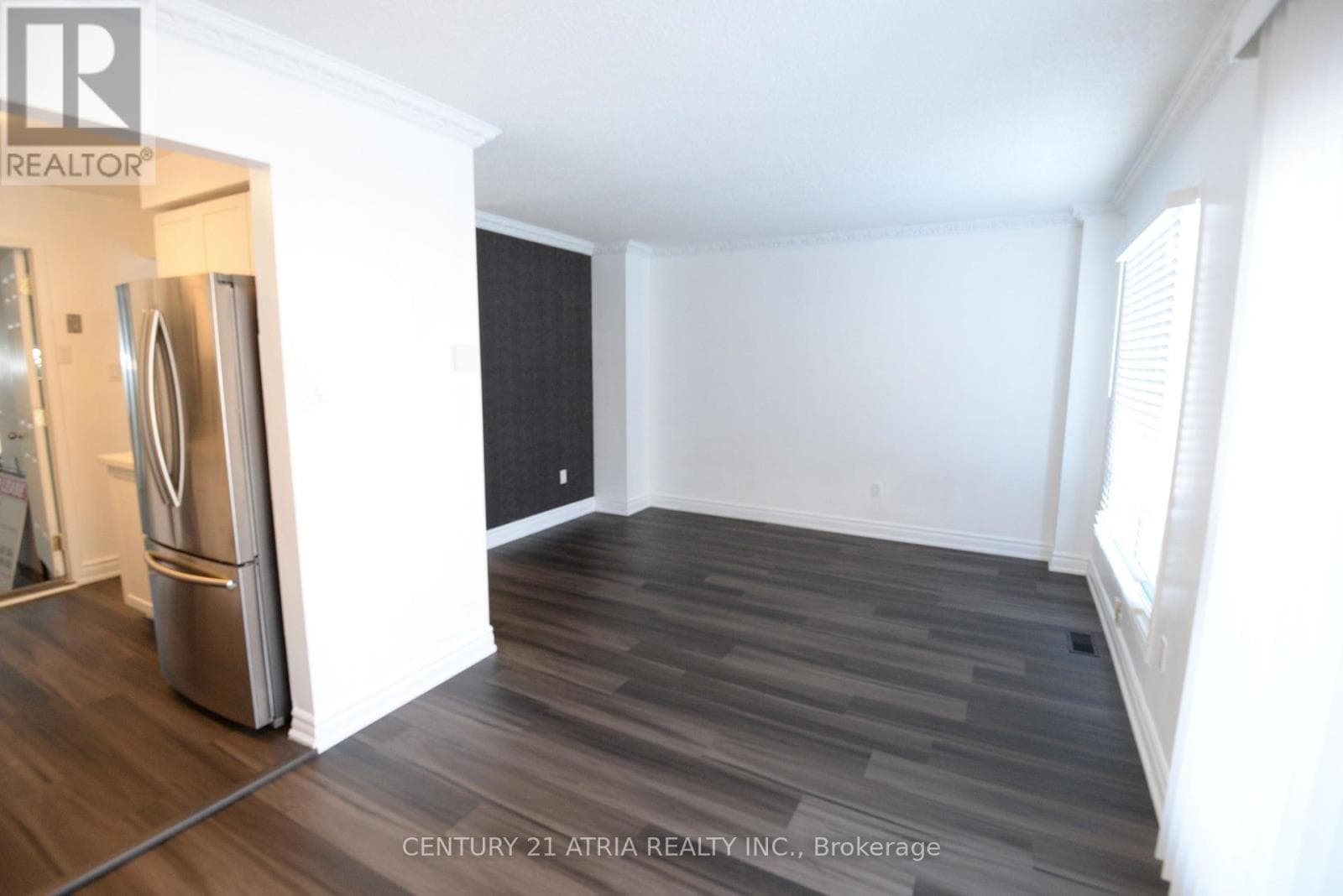 87 RADFORD DRIVE photo 3