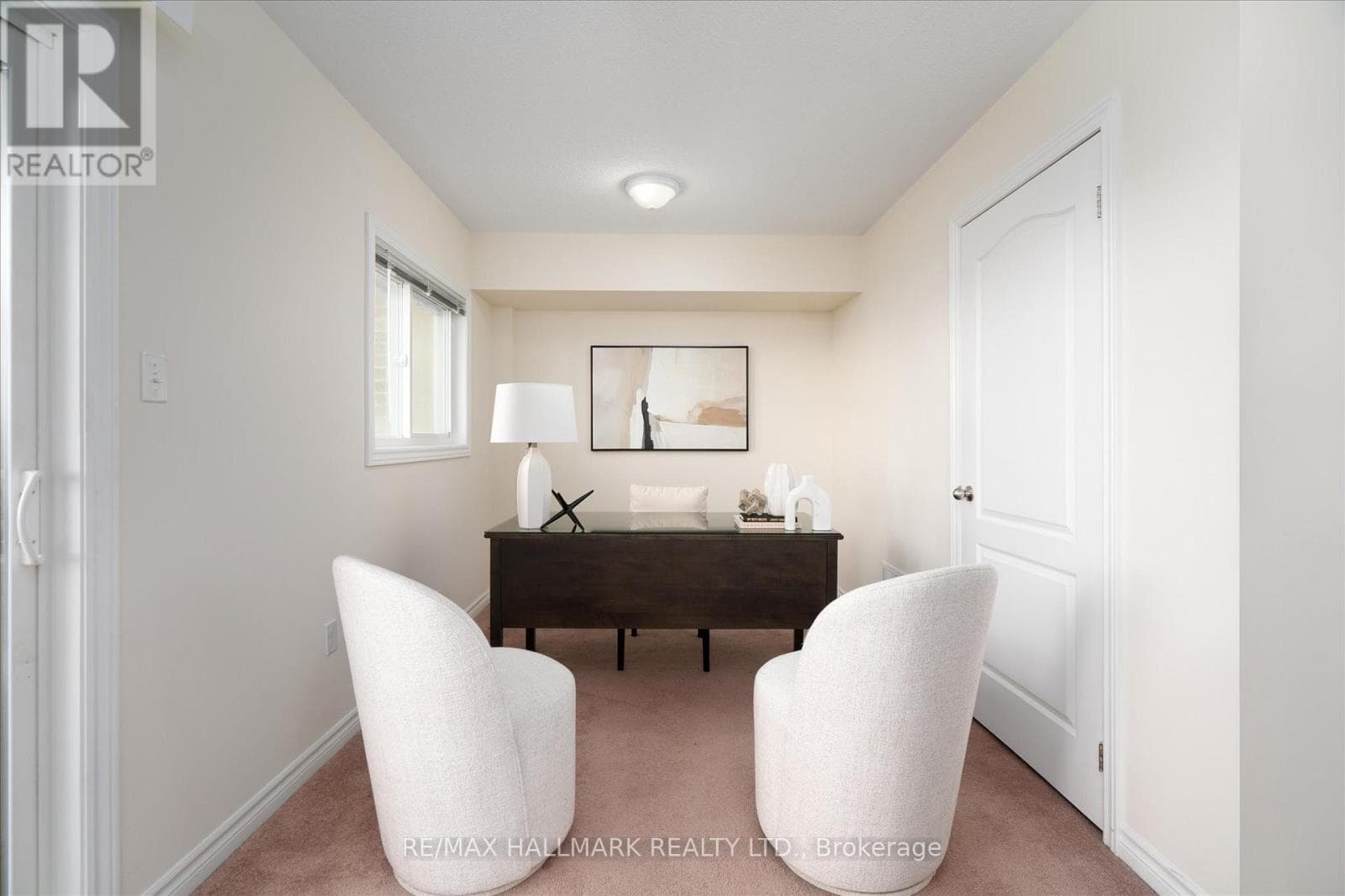 32 KATERSON LANE photo 3