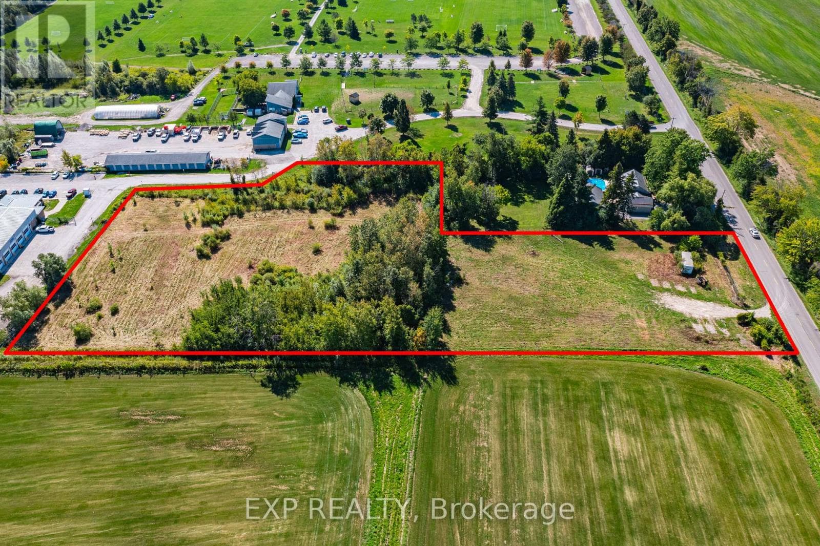 26839 CIVIC CENTRE ROAD photo 2