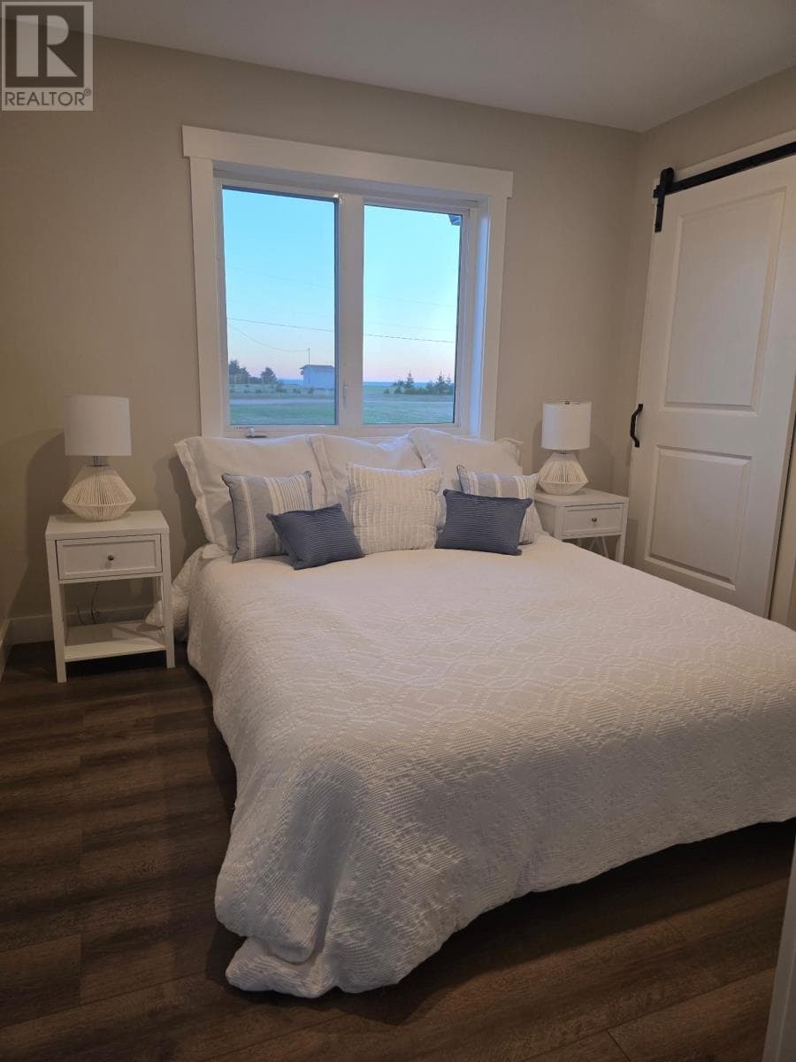 8 Waterview Lane photo 4