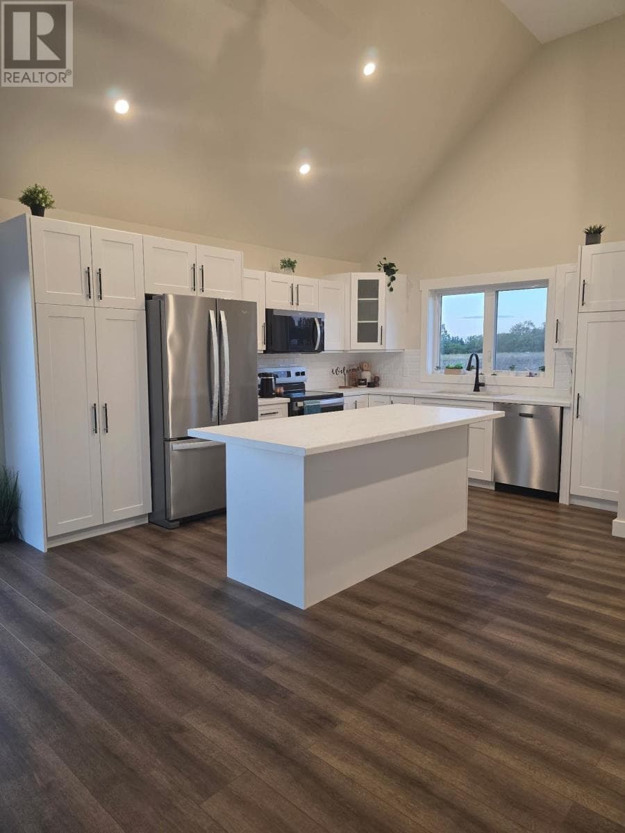 8 Waterview Lane photo 5