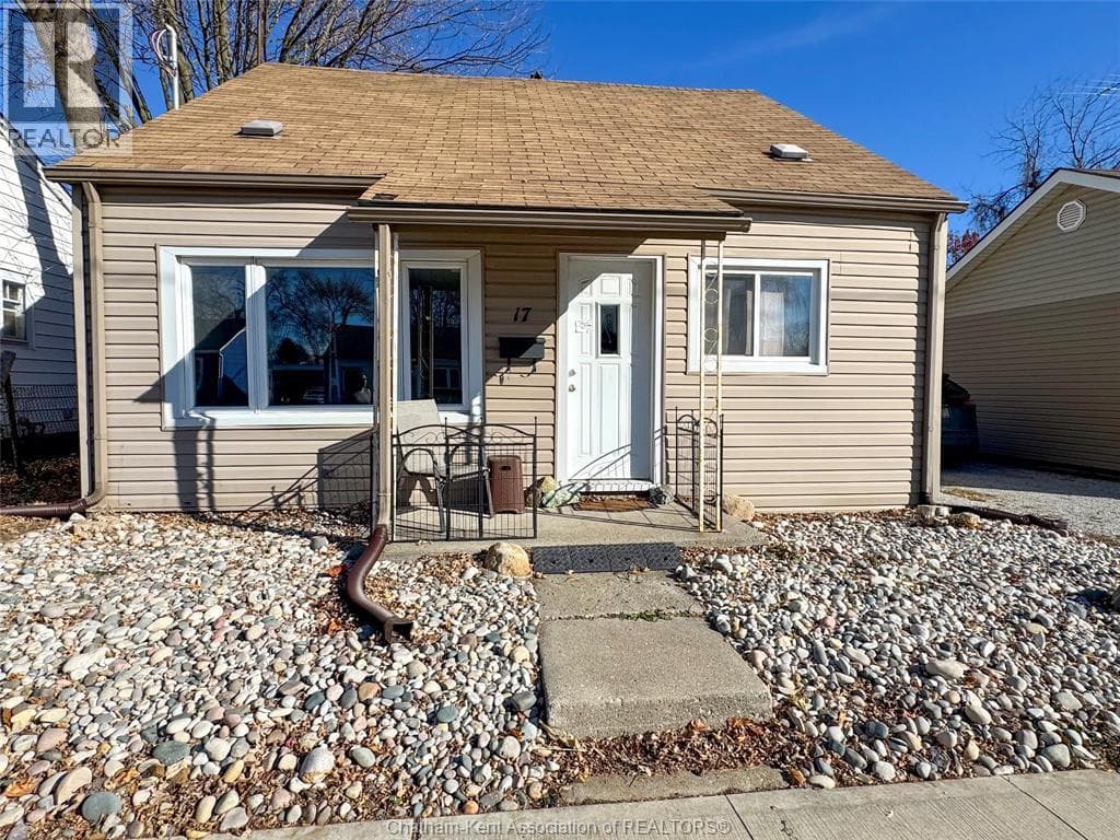 3 bed 2 bath single family at 17 MCNAUGHTON AVENUE — $279,900