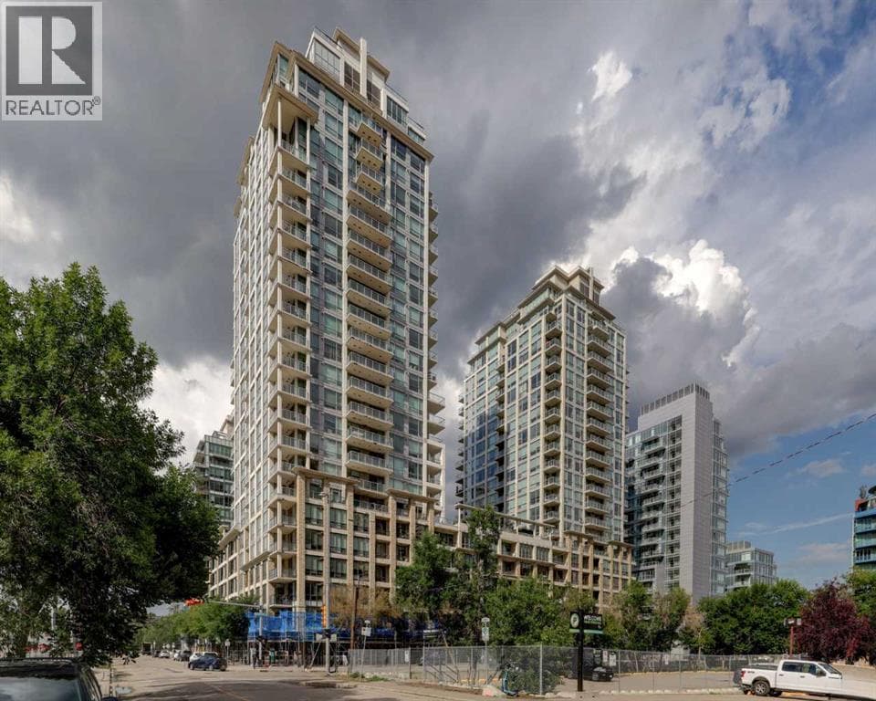 1 bed 1 bath single family at 246, 222 Riverfront Avenue SW — $267,000