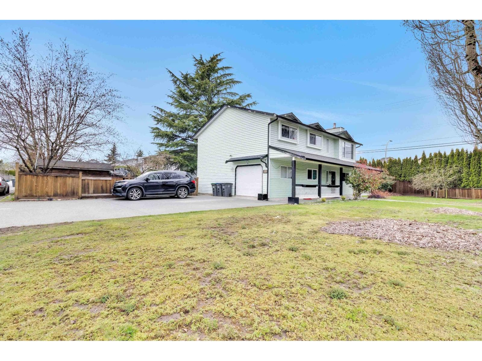 6385 172 STREET photo 2