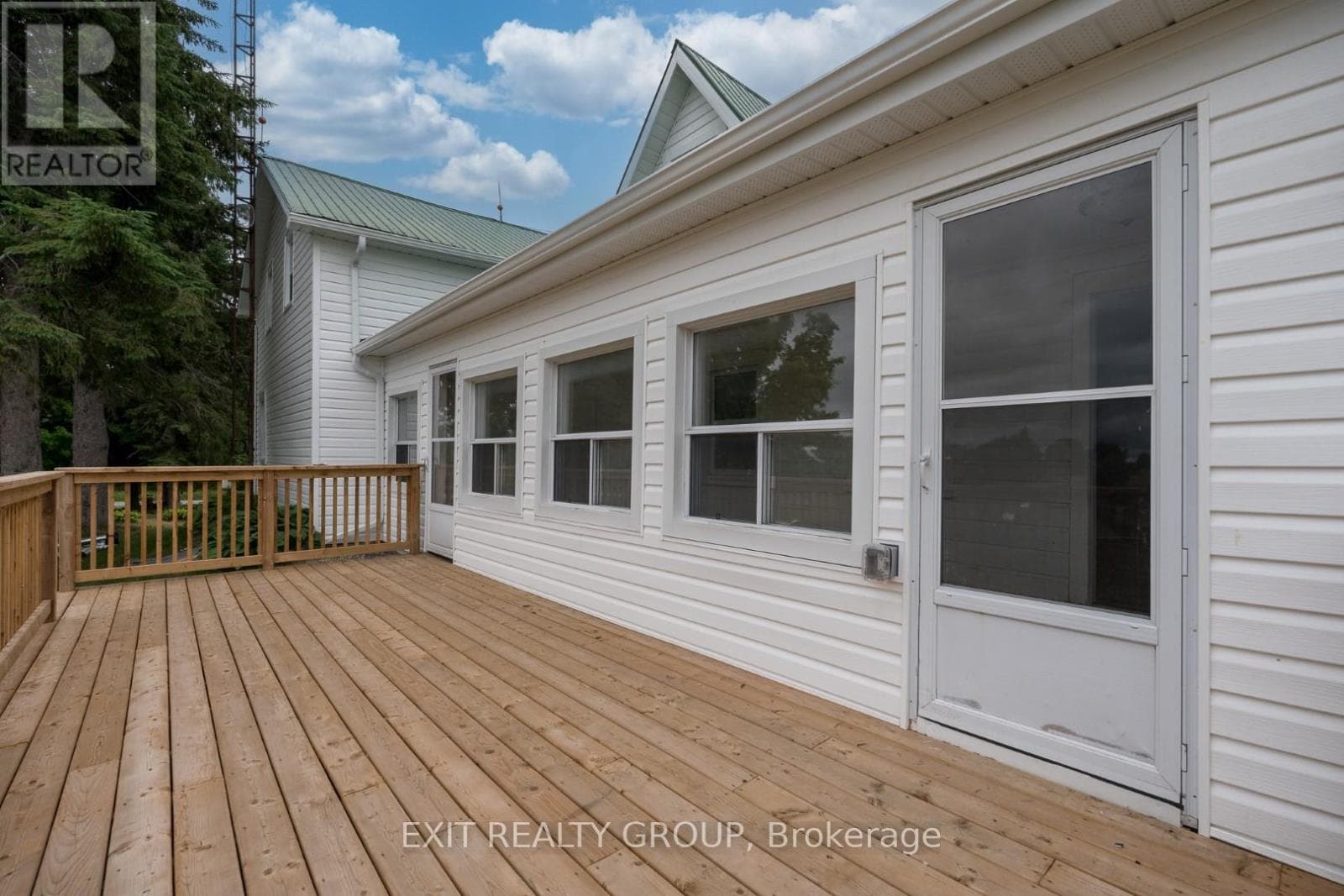 169 EAST HUNGERFORD ROAD photo 4