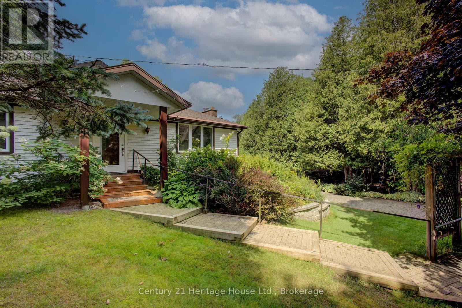 473514 CAMP OLIVER ROAD photo 4