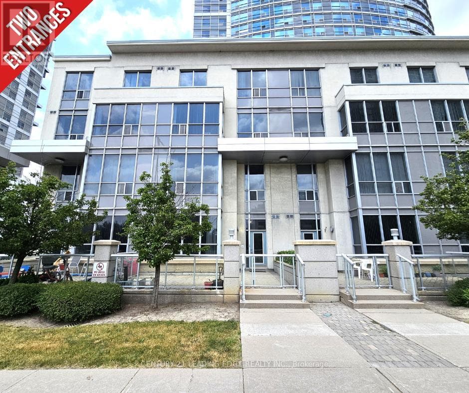 3 bed 2 bath single family at TH120 - 38 LEE CENTRE DRIVE — $618,000