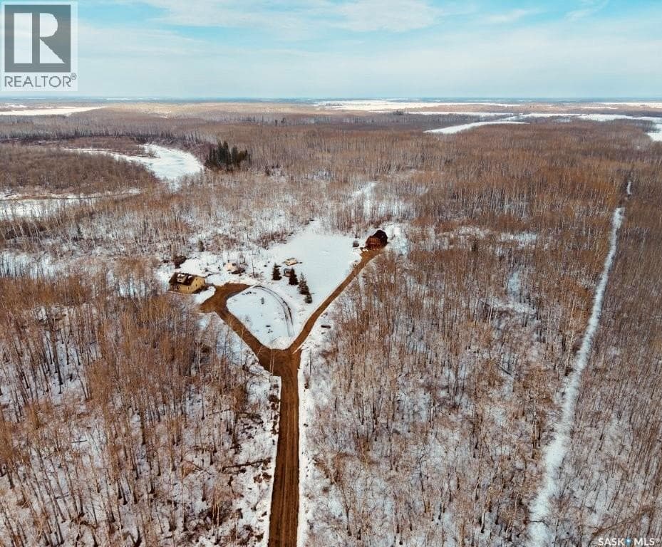 4 bed 1 bath single family at North East 80 acres river edge — $219,900