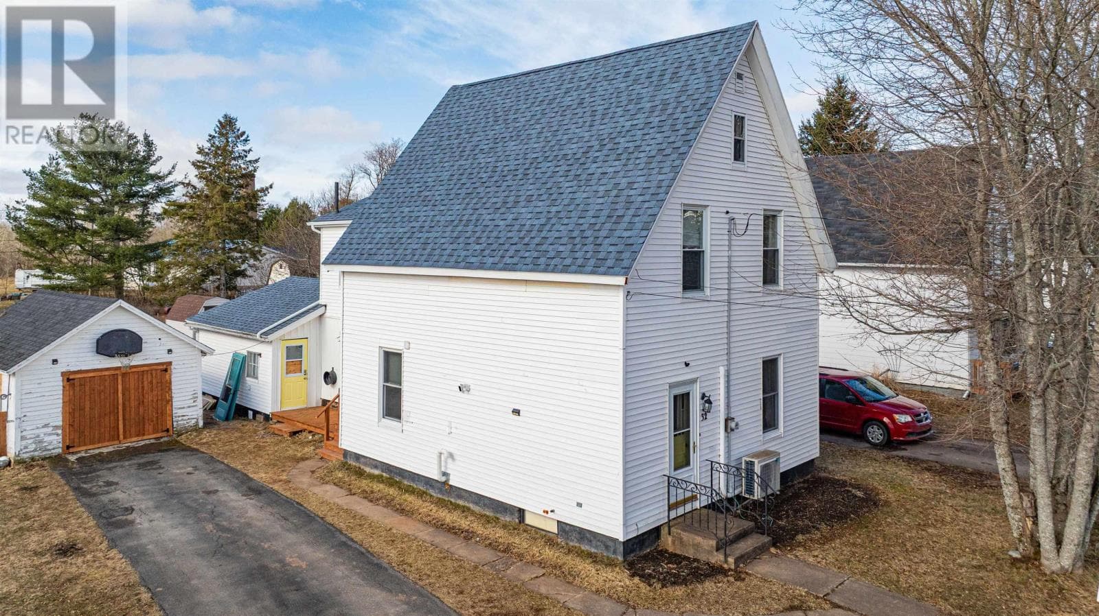 32 River Avenue photo 4