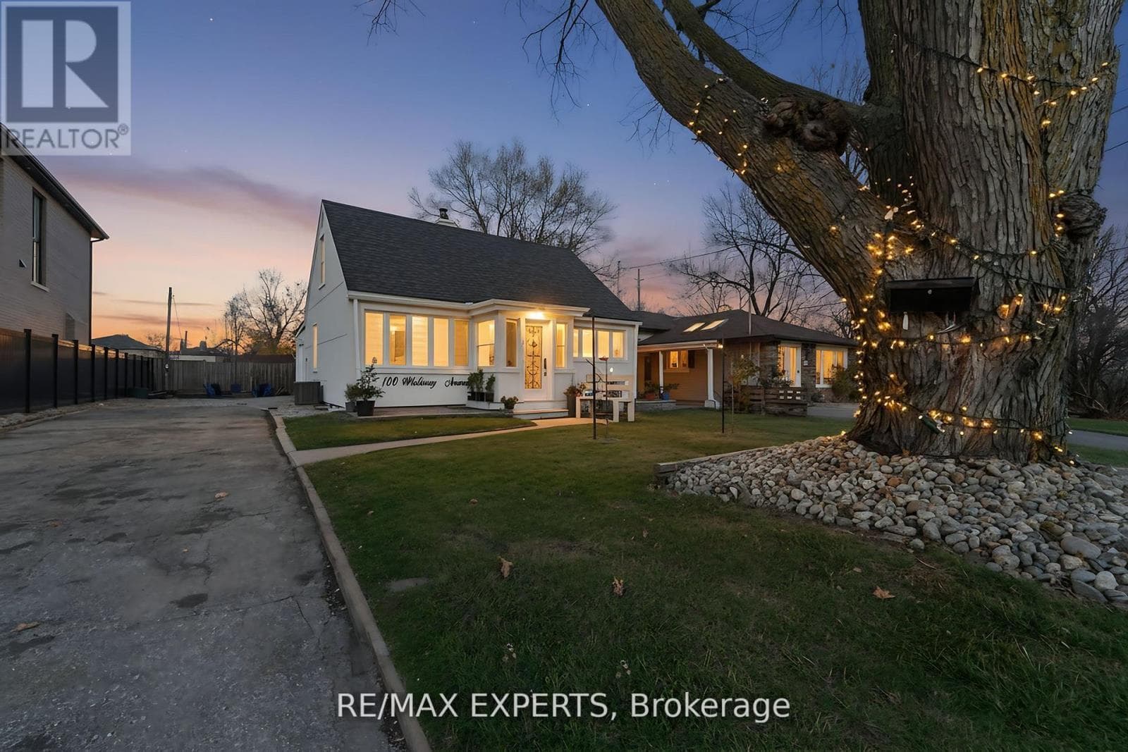 3 bed 2 bath single family at 100 WALLASEY AVENUE — $999,999