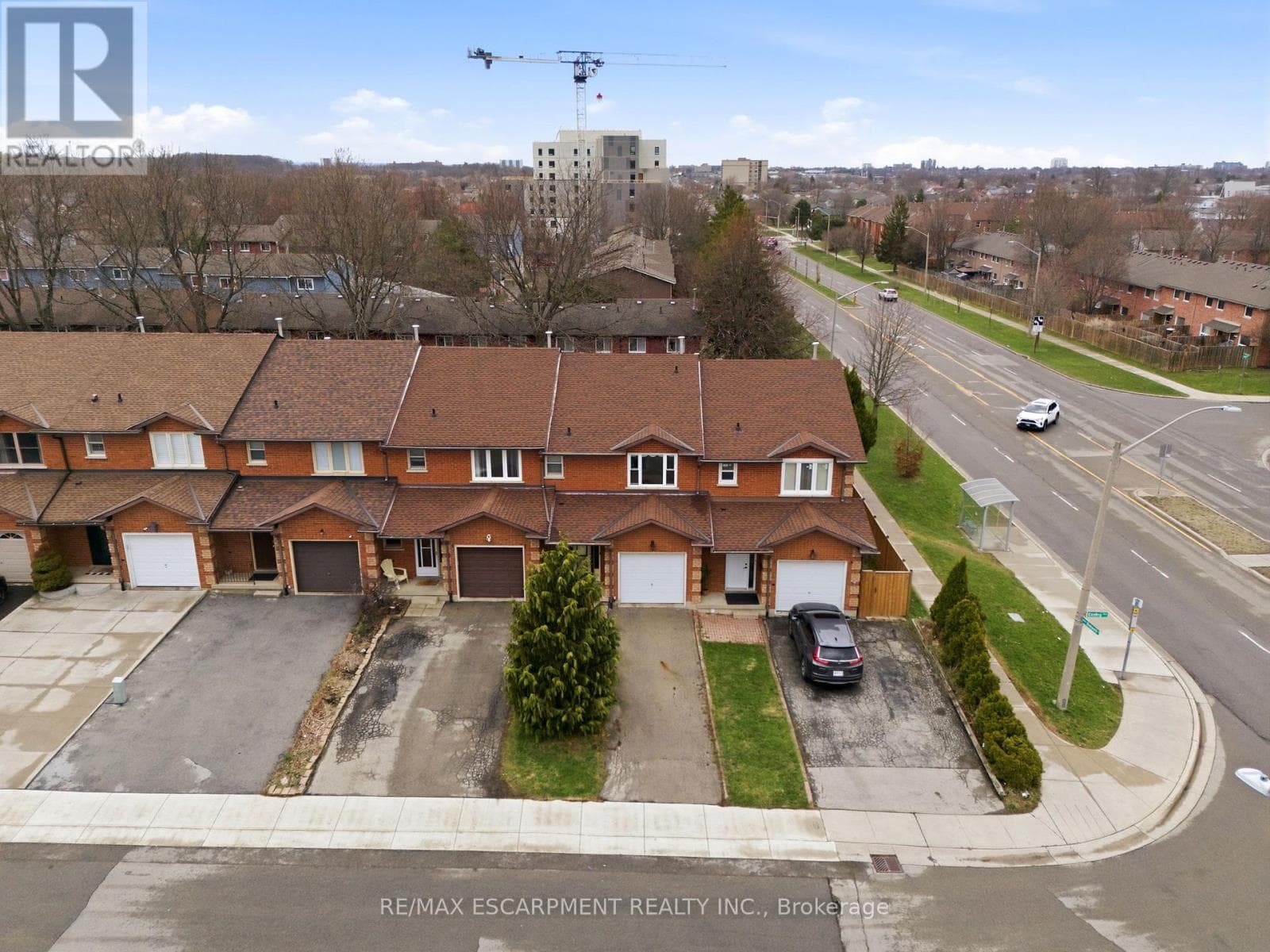 3 bed 2 bath single family at 165 ESSLING AVENUE — $599,000