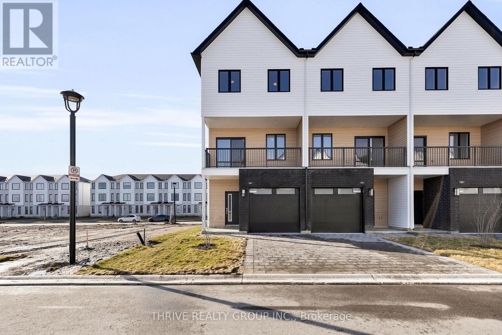 3 bed 4 bath single family at 68 - 1595 CAPRI CRESCENT — $495,900