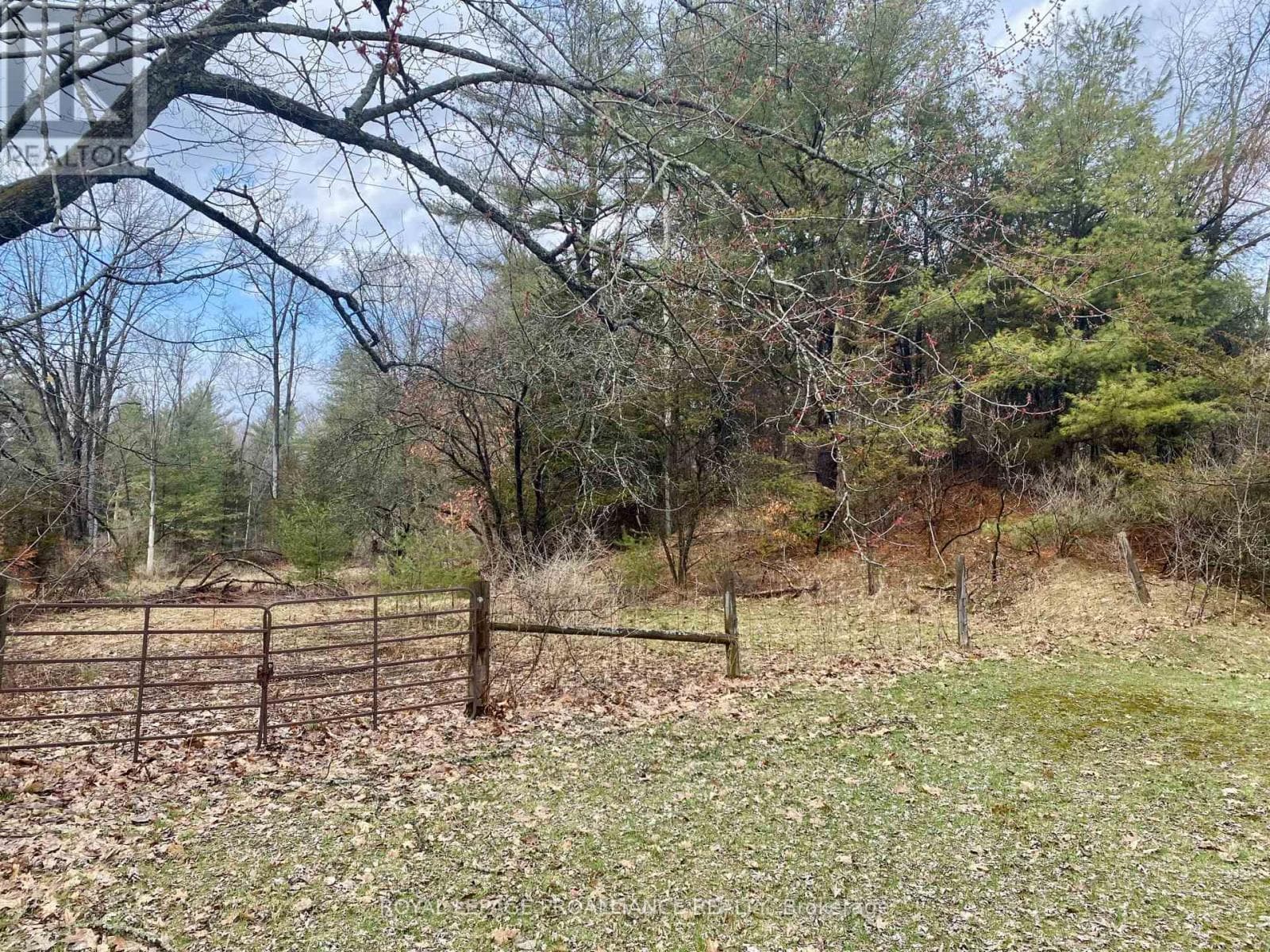 vacant land at 614 THOUSANDS ISLANDS PARKWAY — $529,900