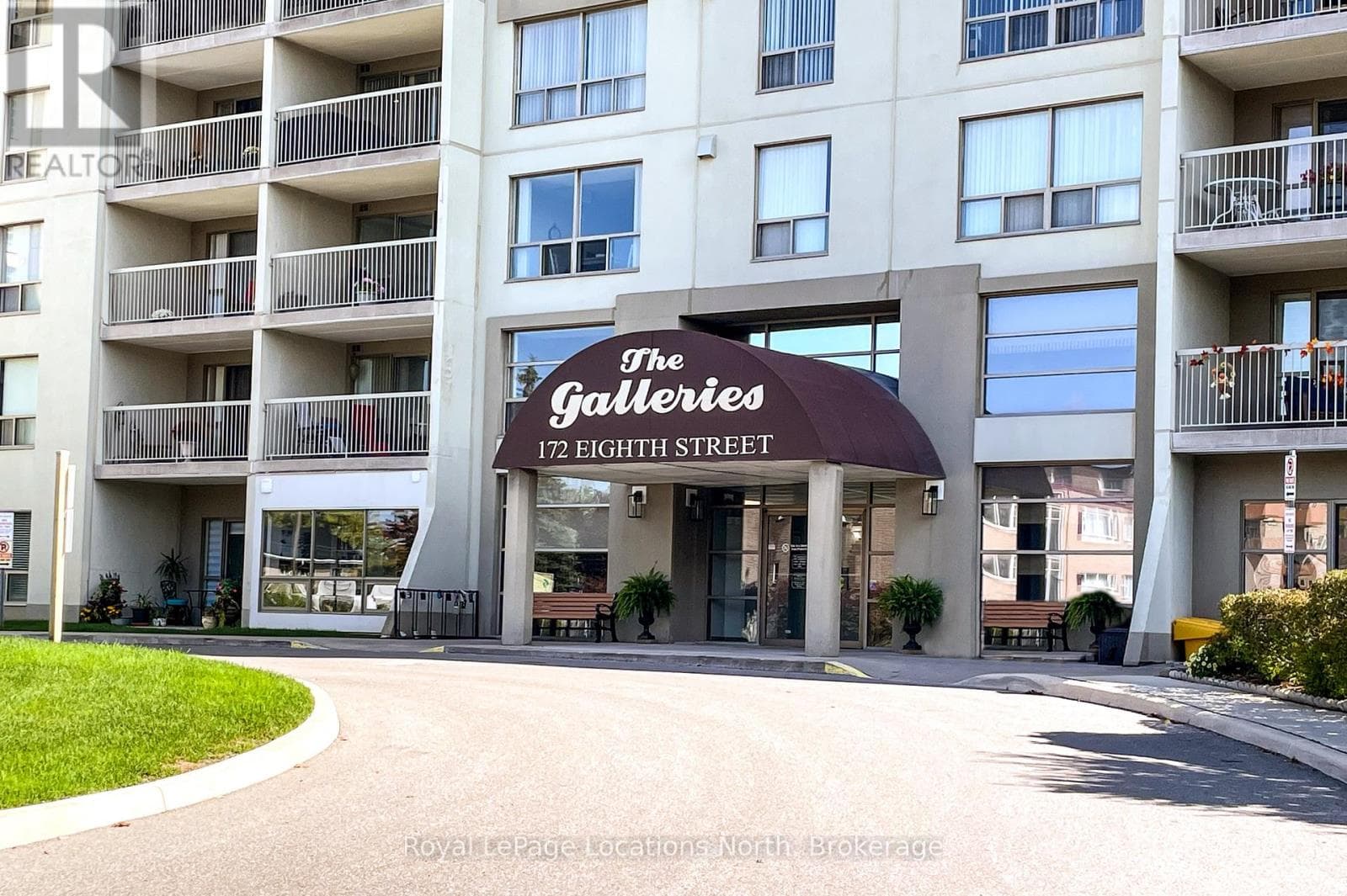 2 bed 1 bath single family at 307 - 172 EIGHTH STREET — $439,000