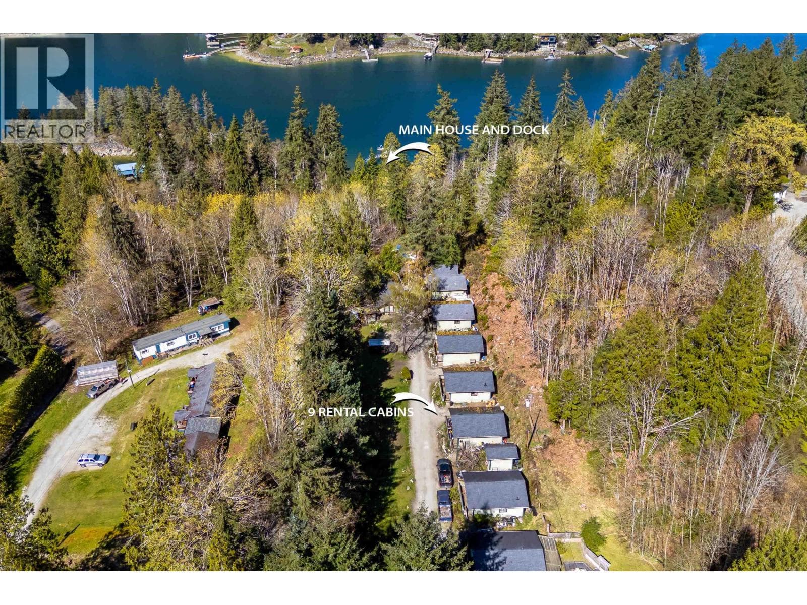 12879-12881 SUNSHINE COAST HIGHWAY photo 4