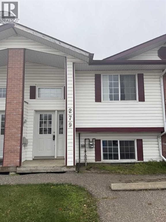 3 bed 2 bath single family at 279 Mustang Road — $174,000
