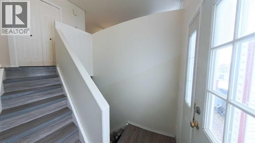 279 Mustang Road photo 3