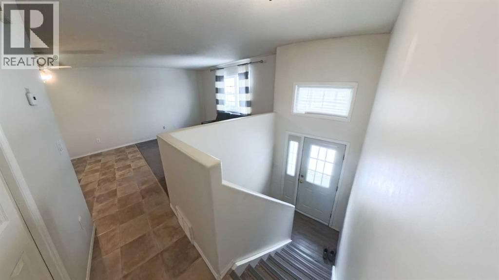 279 Mustang Road photo 4