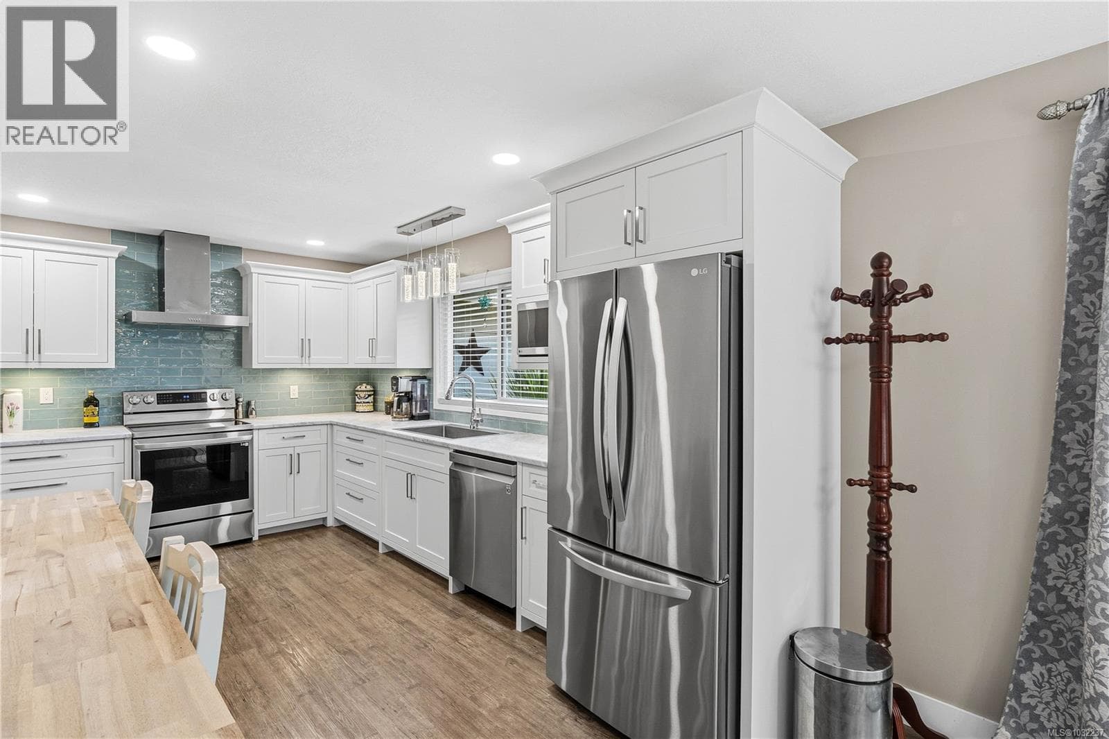 3 bed 2 bath single family at 750 Bradbury Ave — $833,000