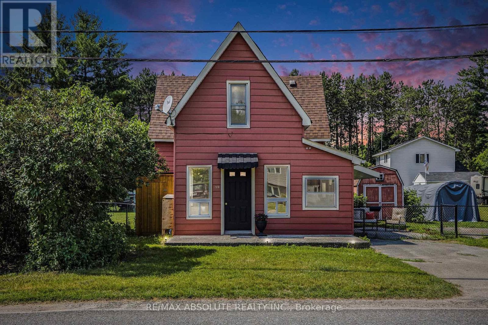 10 NEILSON STREET photo 3