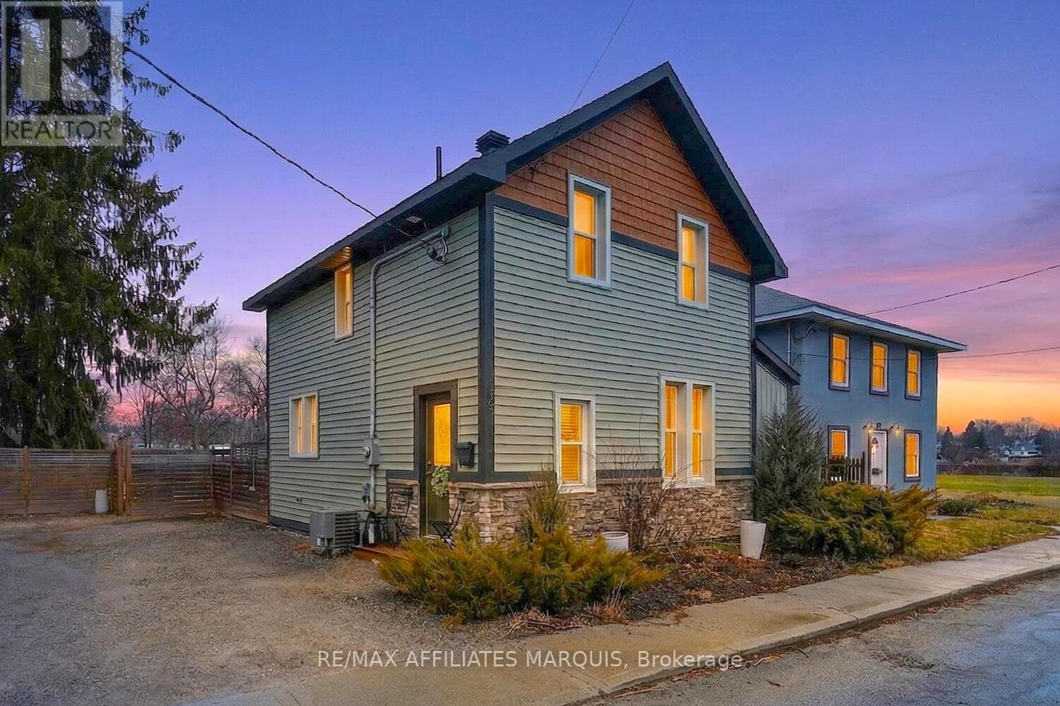 3 bed 2 bath single family at 20 RIVER STREET — $499,900
