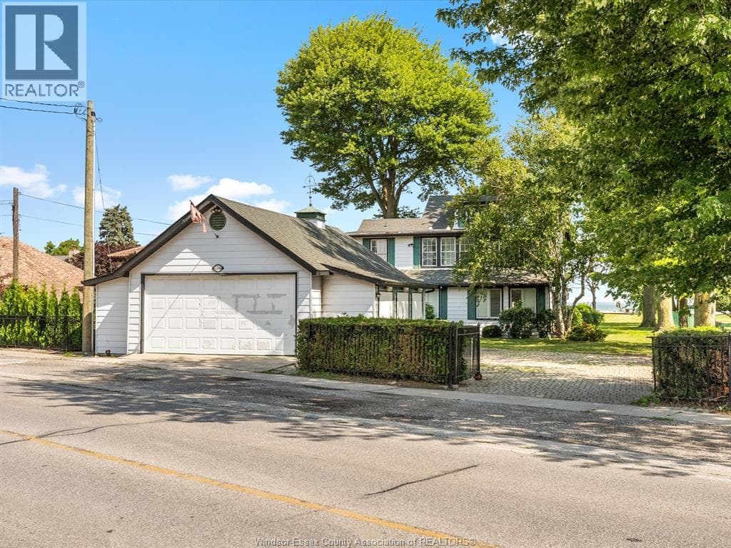13050 RIVERSIDE DRIVE East photo 3