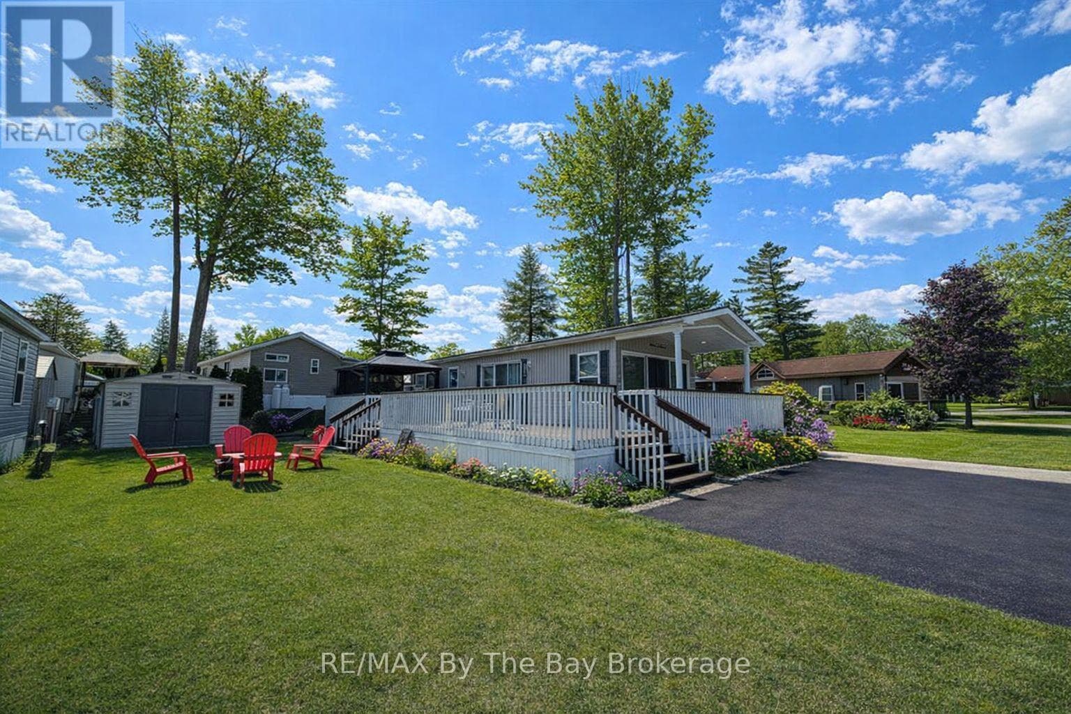 1 bed 1 bath single family at 5 CHIPPEWA TRAIL — $90,000