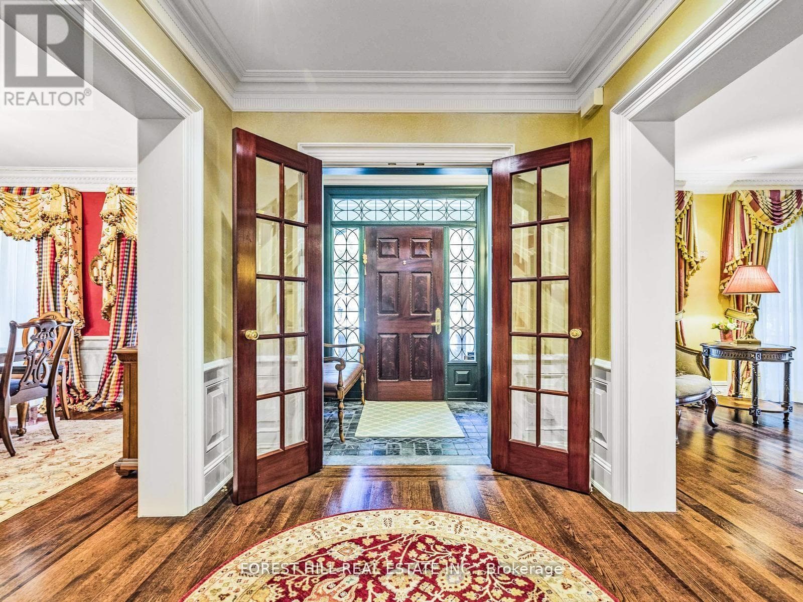 11 DEWBOURNE AVENUE photo 4
