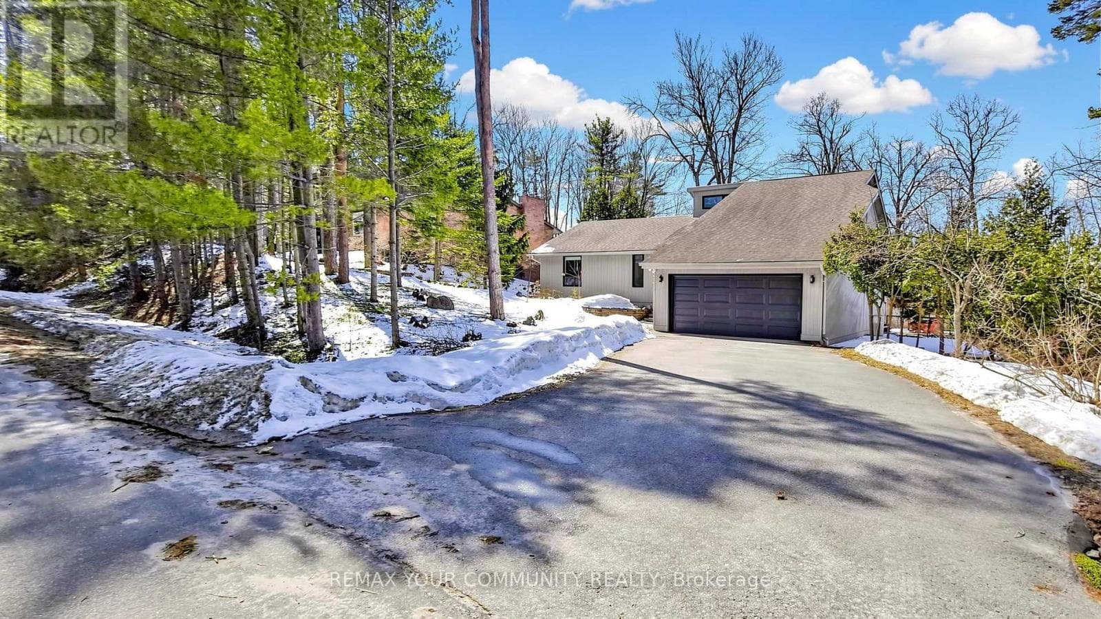 3792 FAIRWAY ROAD photo 3