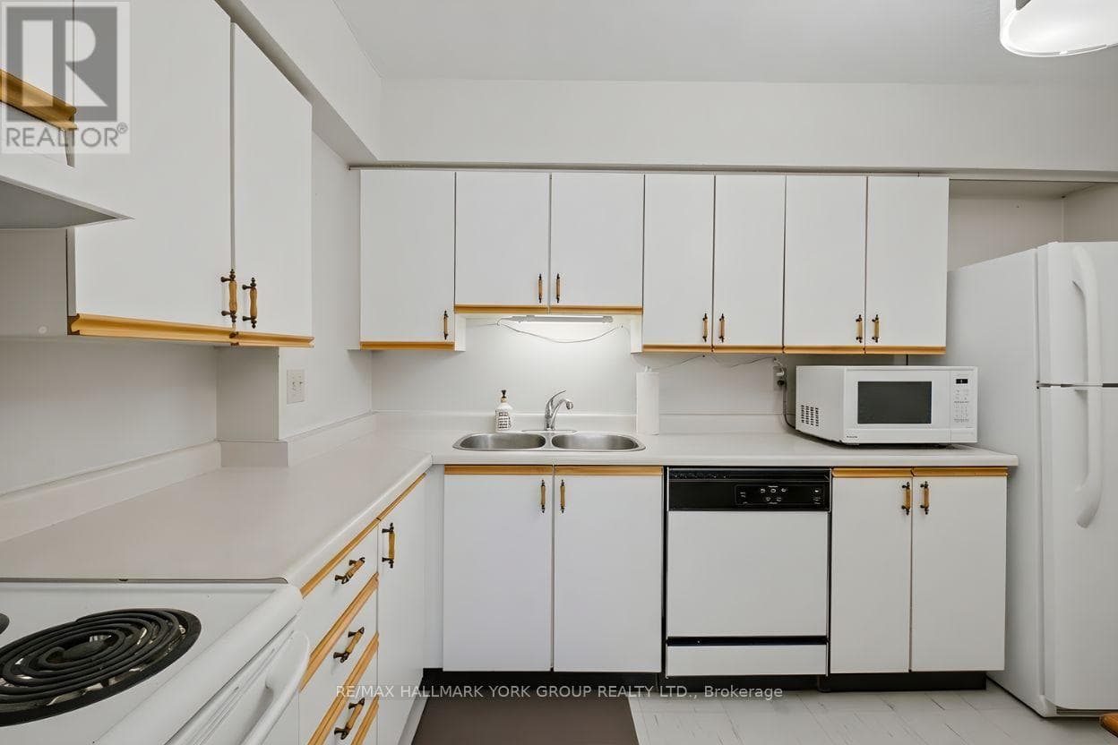 604 - 250 DAVIS DRIVE photo 4