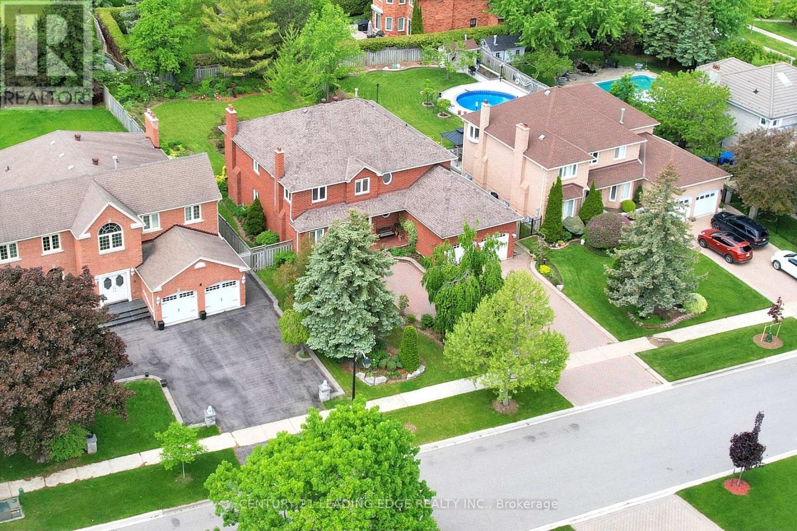 6 JEWETTS COURT photo 3
