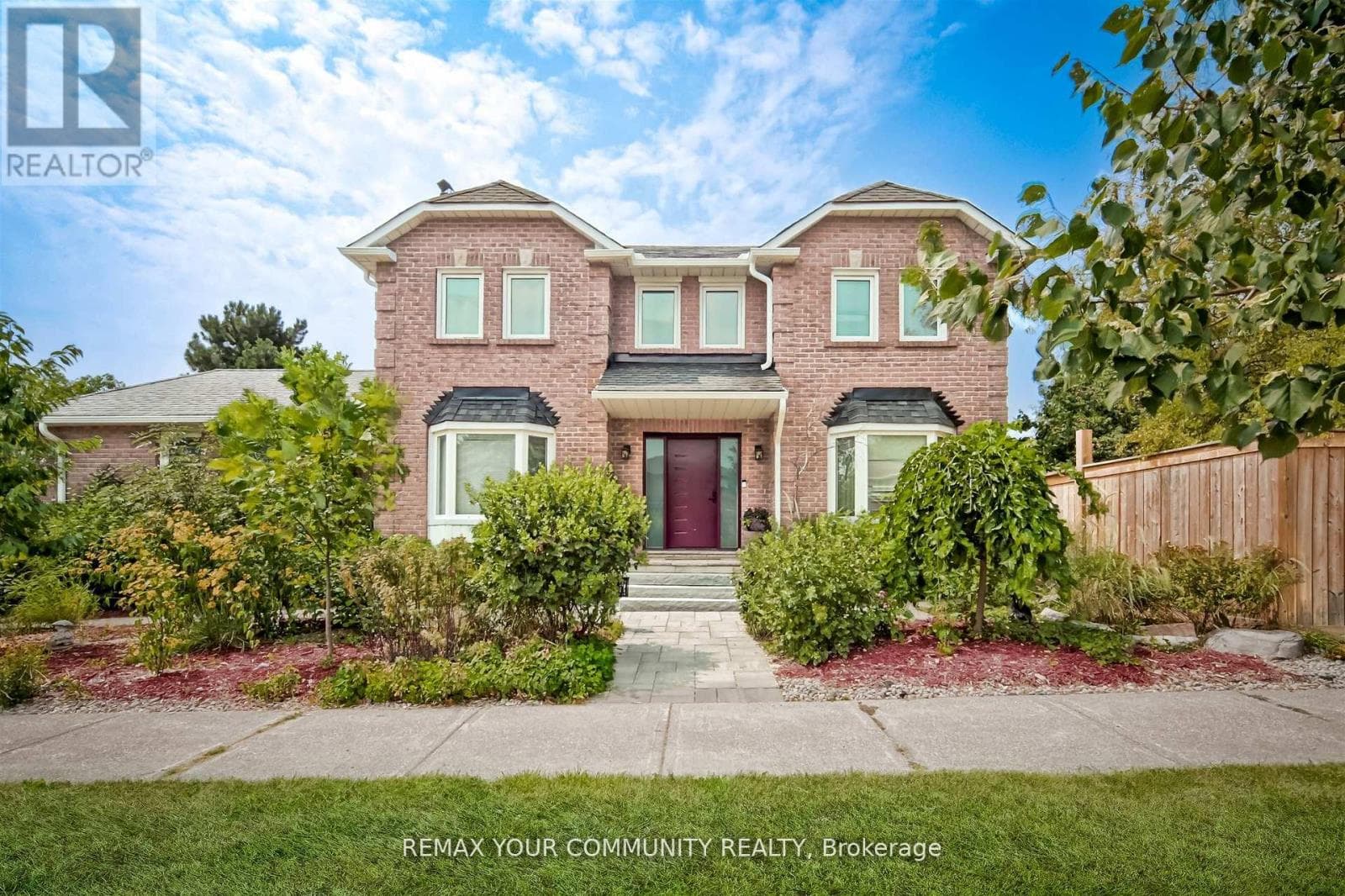 4 bed 4 bath single family at 2 KIRKLAND COURT — $1,398,000
