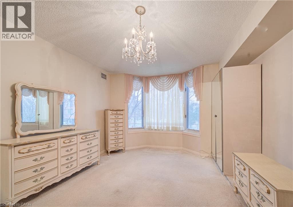 200 LIMERIDGE Road W Unit# 201 photo 5