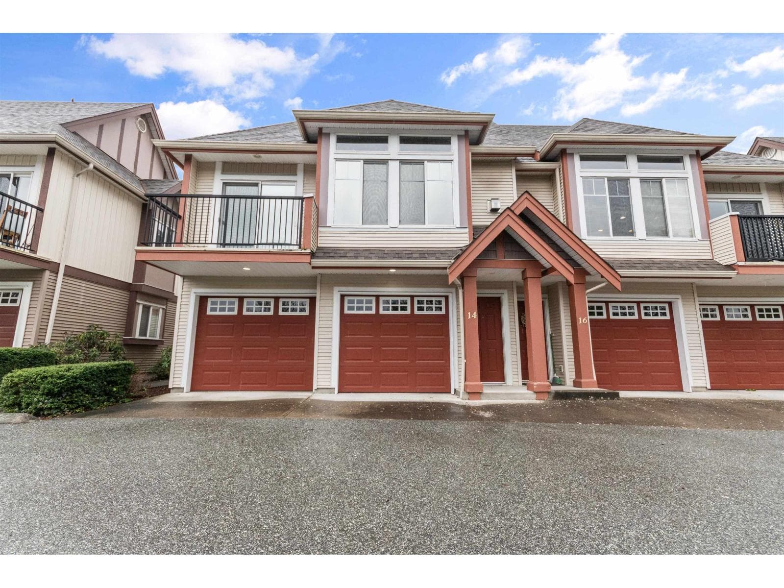 1 bed 1 bath other at 14 45450 SHAWNIGAN CRESCENT, Garrison Crossing — $419,900