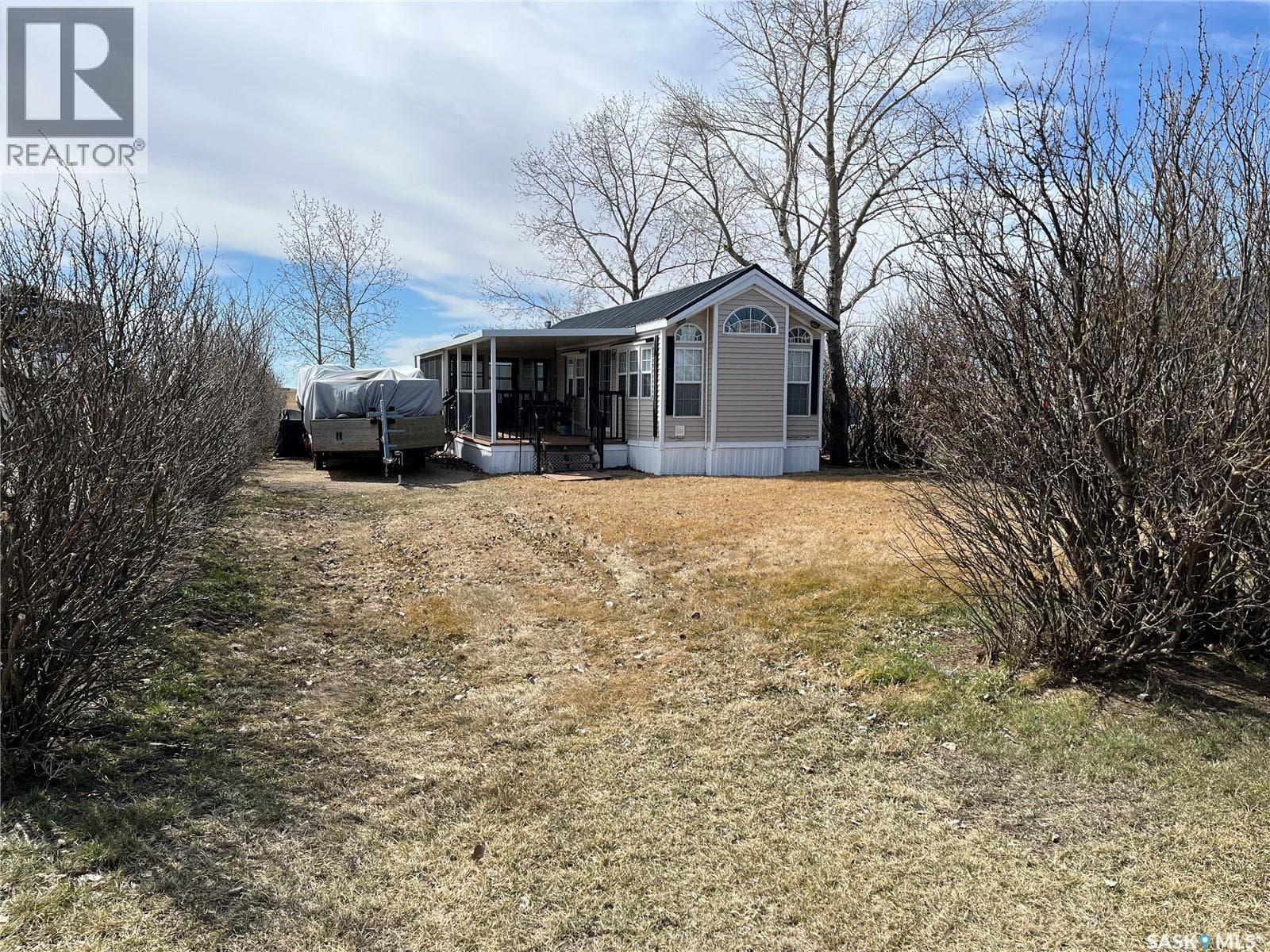 2 bed 1 bath single family at 2 Bonneau AVENUE — $149,900