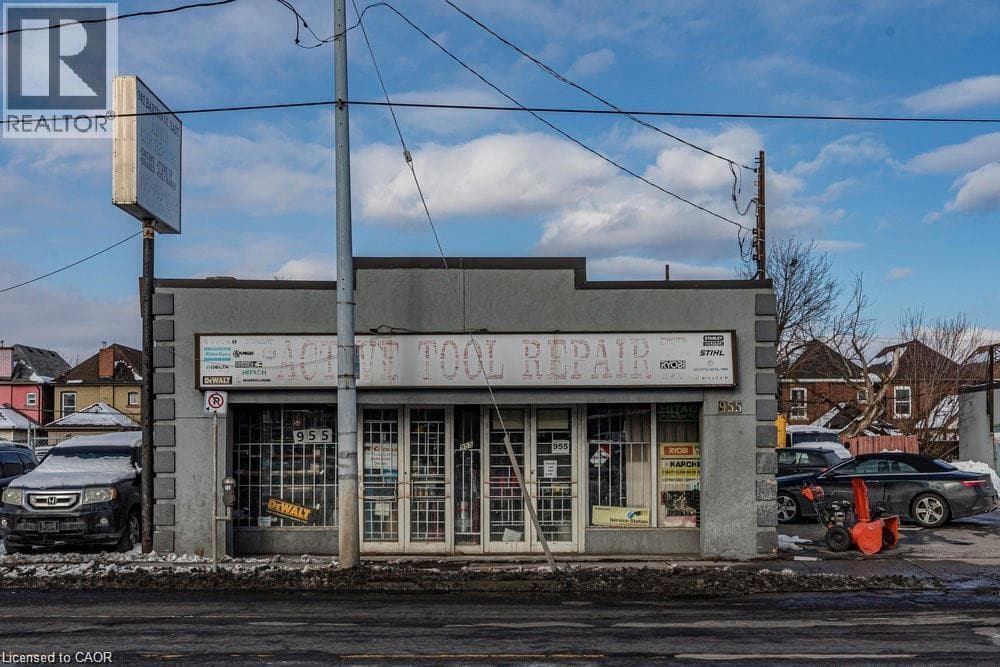 retail at 955 BARTON Street E — $550,000