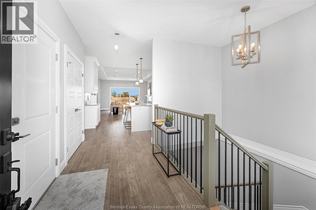 200 WORTHINGTON COURT photo 5