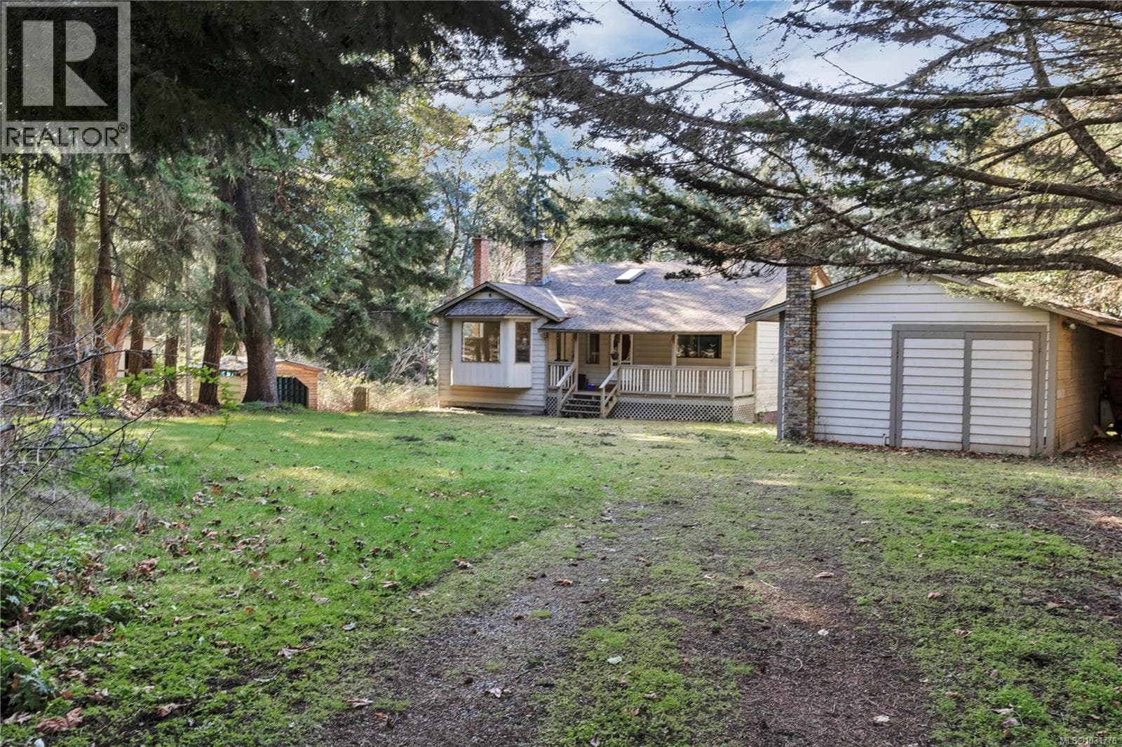 3080 Wild Rose Blvd photo 2