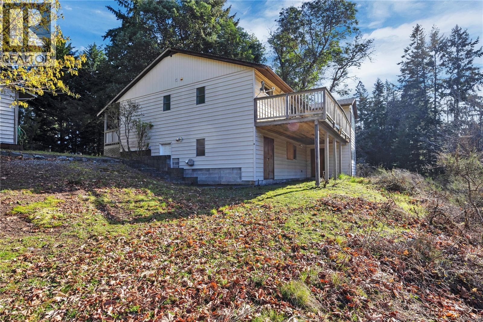 3080 Wild Rose Blvd photo 4