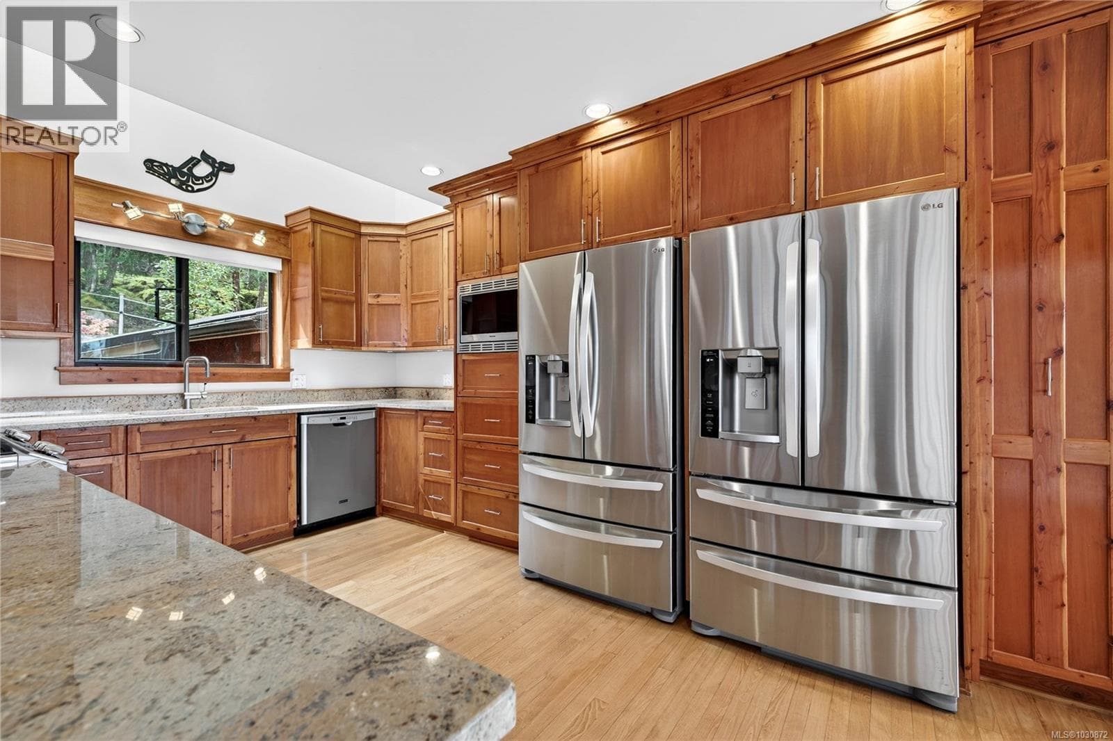 200 Wilkie Way photo 3