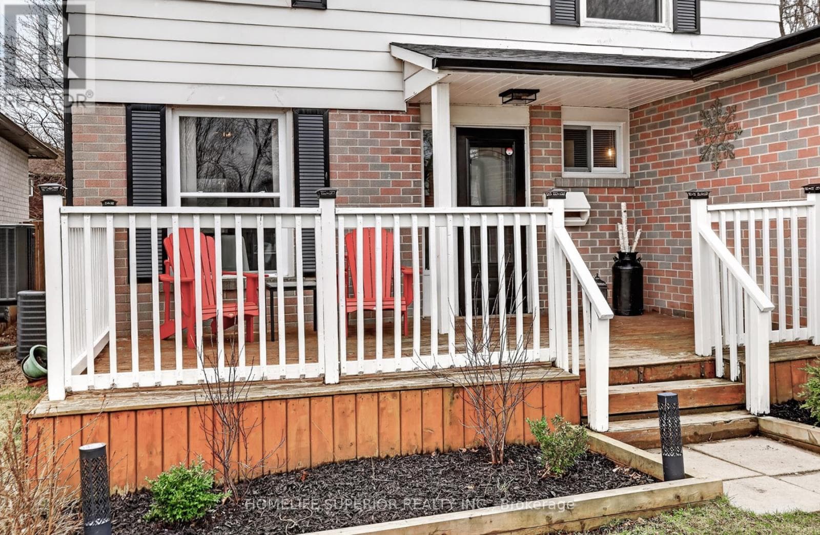 42 ARTHUR MARK DRIVE photo 3